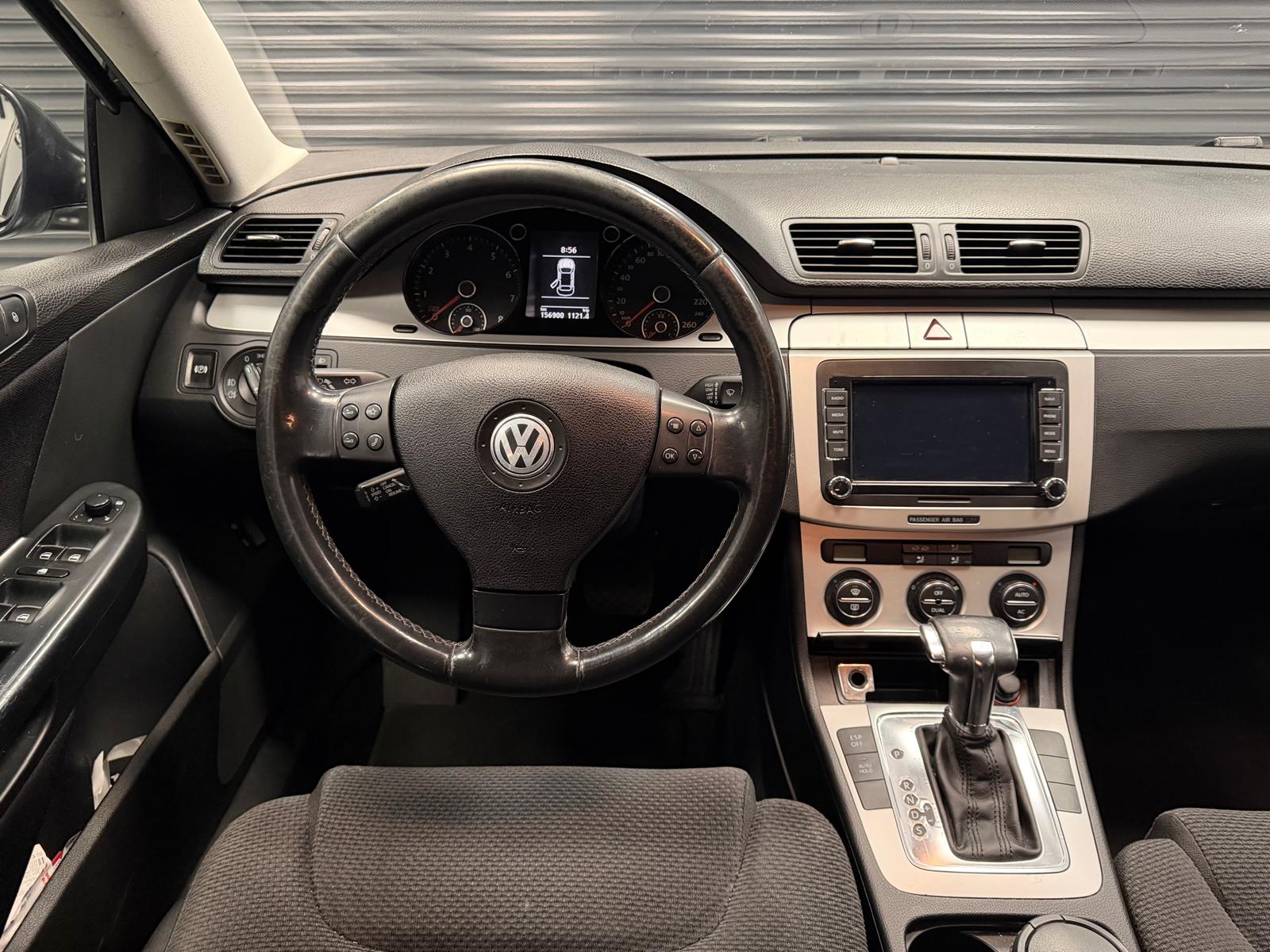 VOLKSWAGEN PASSAT 11
